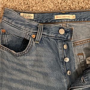 Levi’s Ribcage Straight